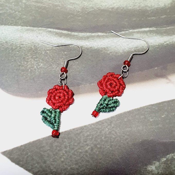 Boucles d'oreilles - petites roses