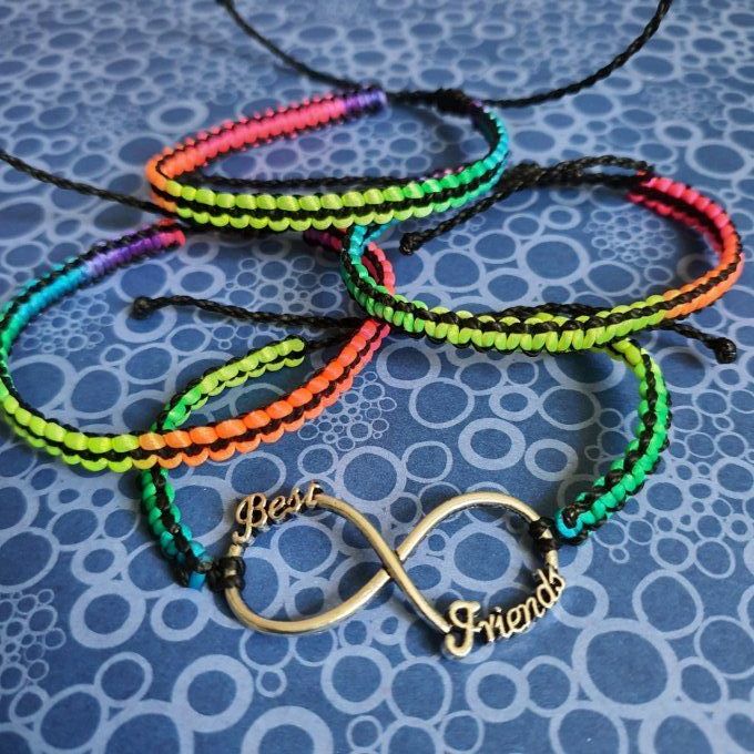 bracelets d'été multicolores