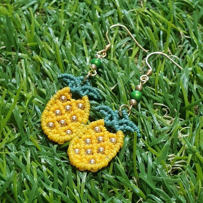 boucles-oreilles-ananas-macrame