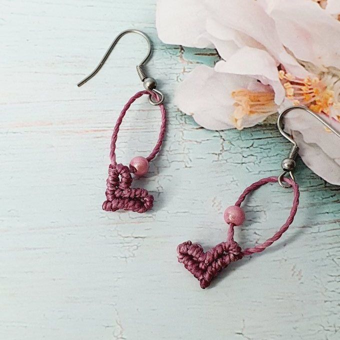 boucles d'oreilles mini-coeurs vieux rose