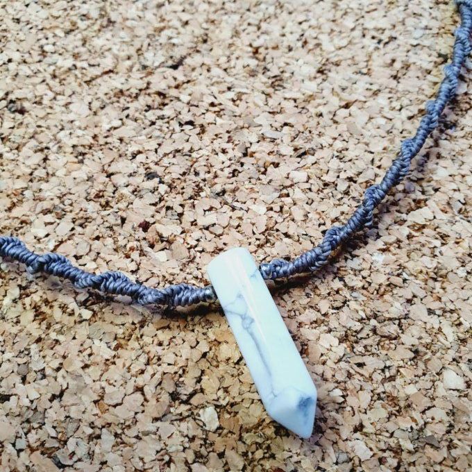 Collier Pointe - Howlite ou labradorite