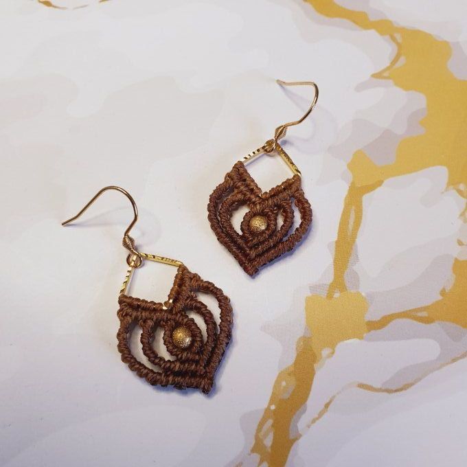 boucles d'oreilles noisette