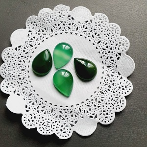 cabochons d'agate verte